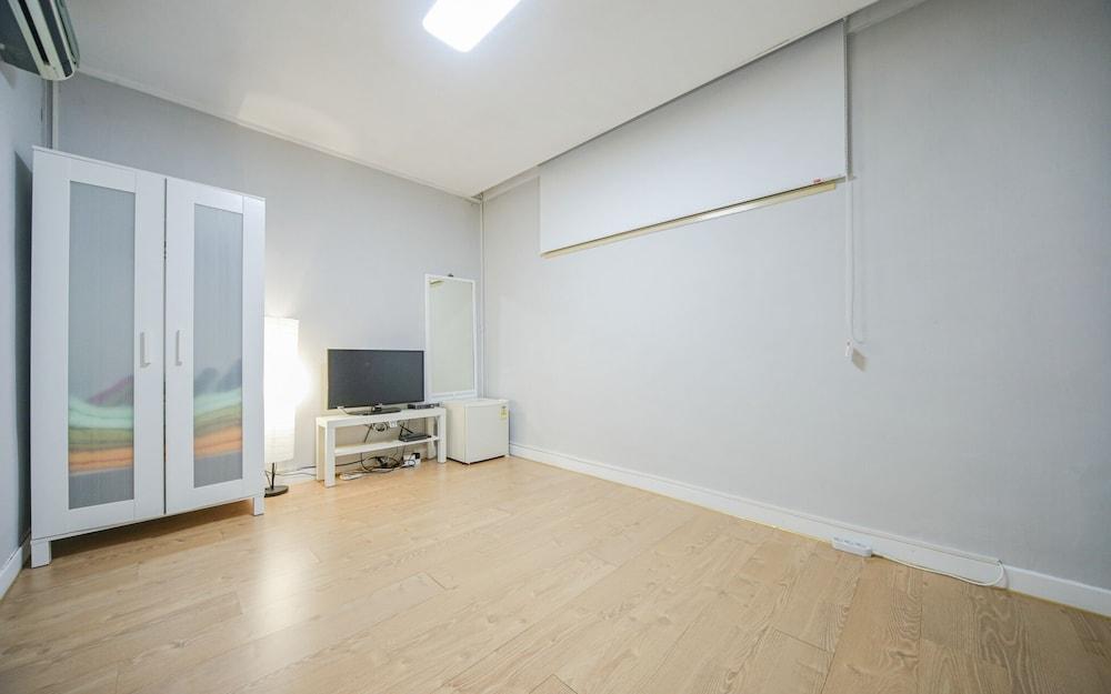 Ulam Baekam Goryeo Oncheon Hotel