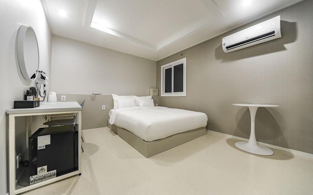 Yeongcheon YAM Yeongcheon Terminal