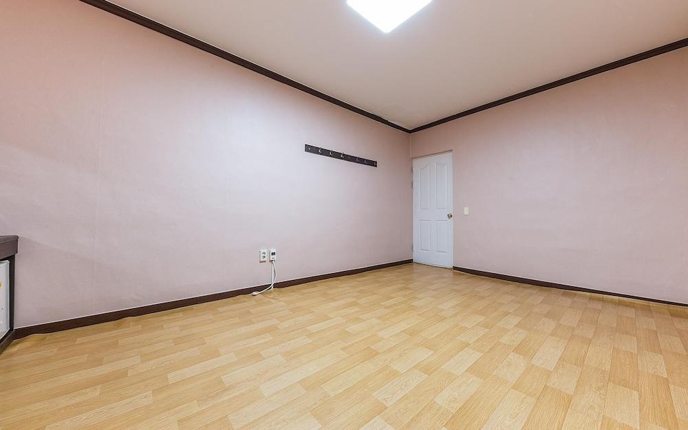 Boeun Green Park Hotel