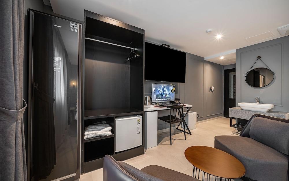 Ulsan Samsan Hotel Le Idea