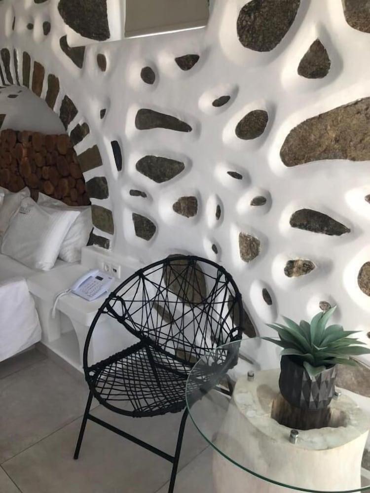 Ibiscus Boutique Hotel