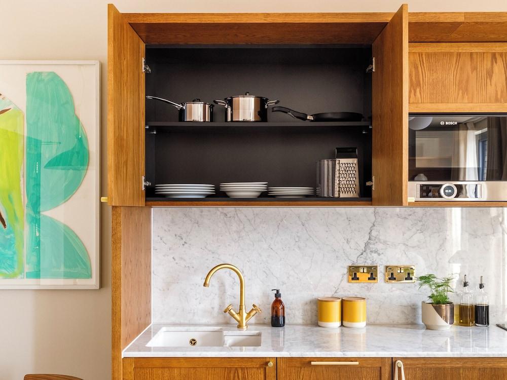 Stunning Apartment with City views