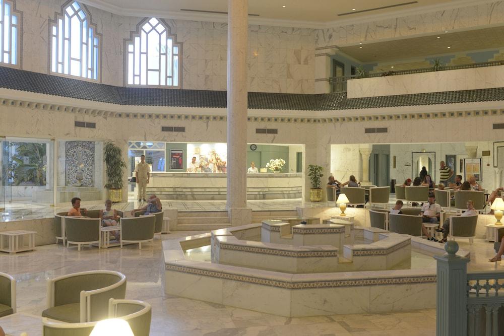 One Resort El Mansour