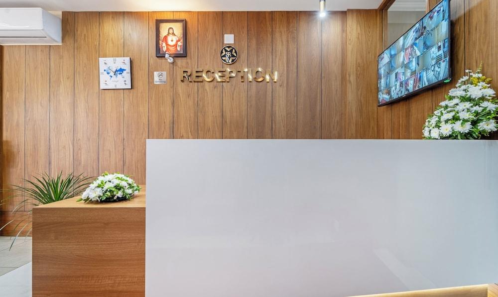 Treebo Thoduvas Star Plaza Cochin Airport