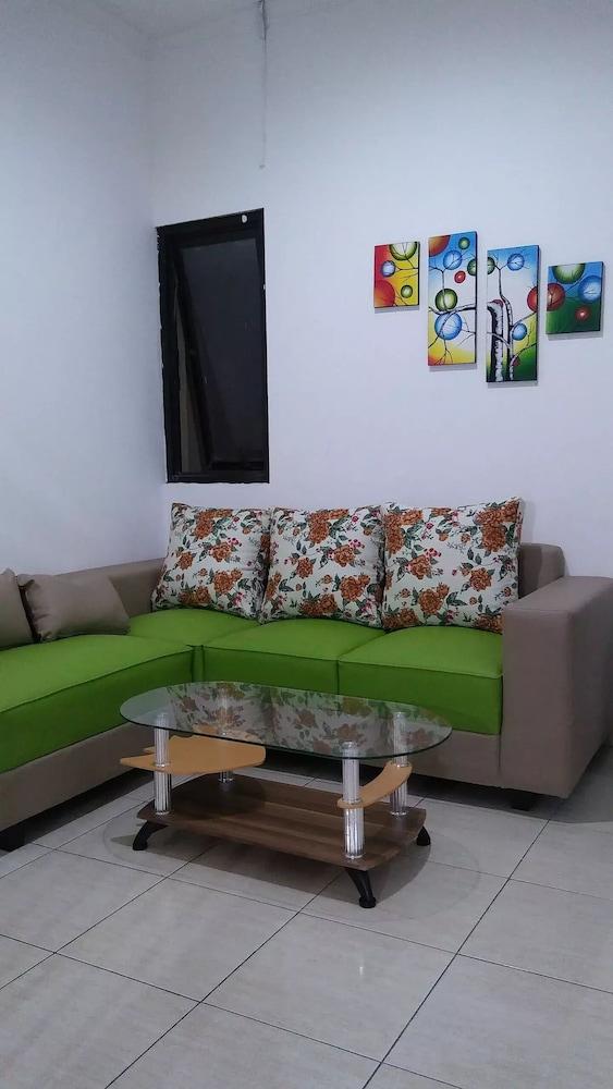 Cozy Residence Muwardi Jakarta