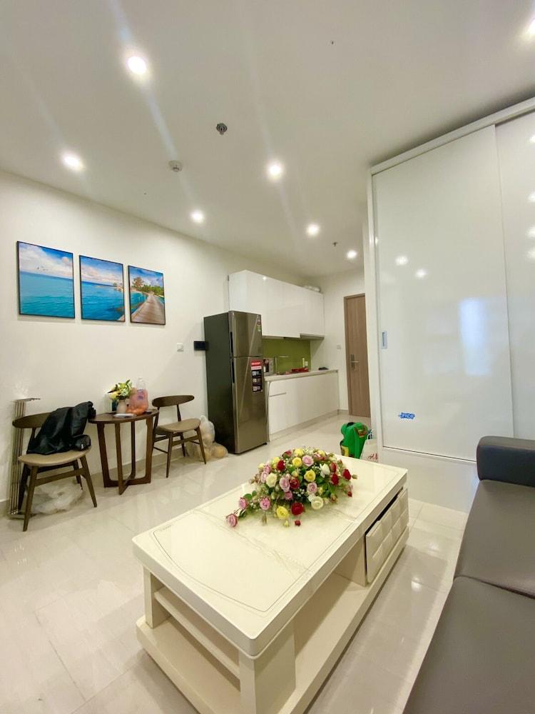 Smart City Vinhomes Nam Tu Liem Apartment