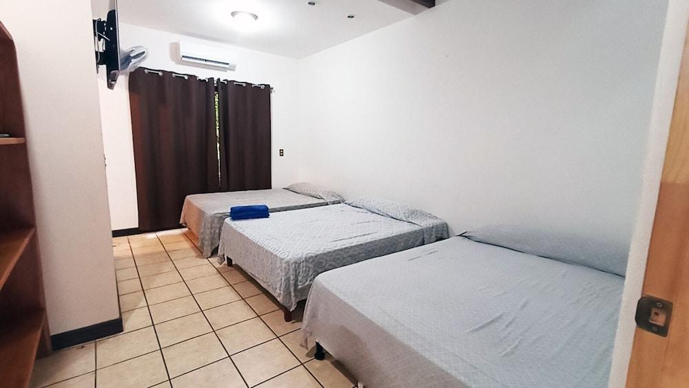 Hotel Coco Beach Condos