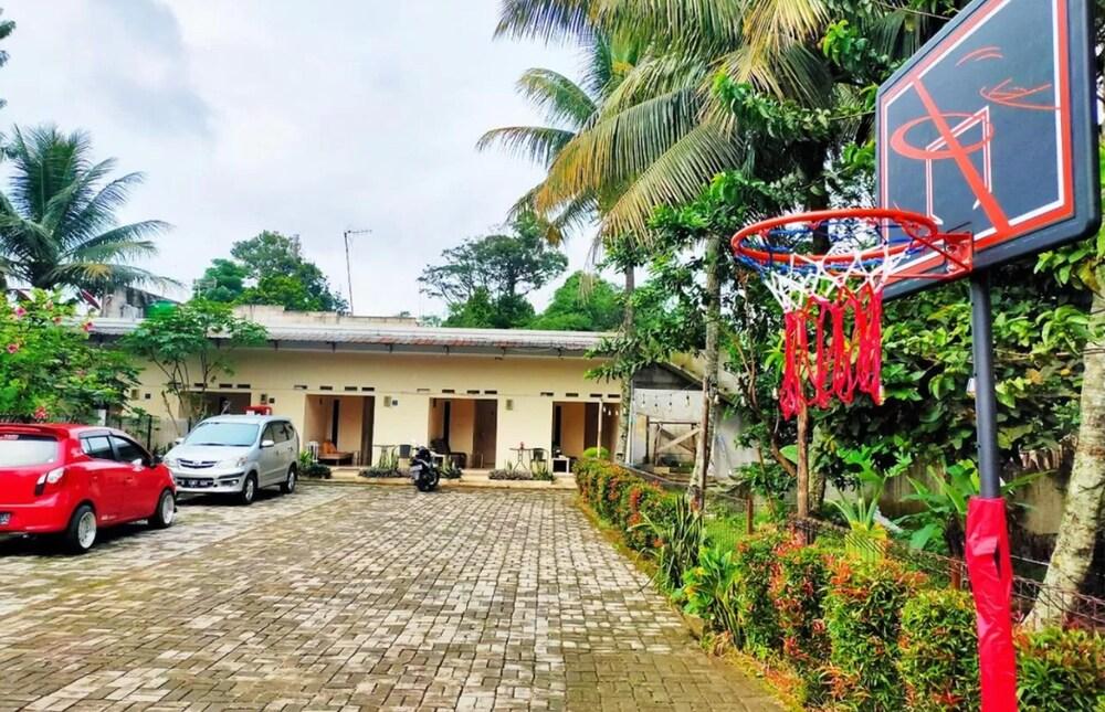 Bakom Inn Syariah - Standard Single Room