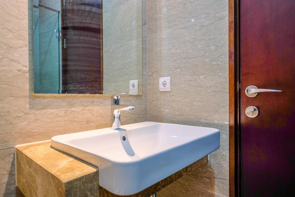 Fancy and Comfy Studio at Menteng Park Apartment