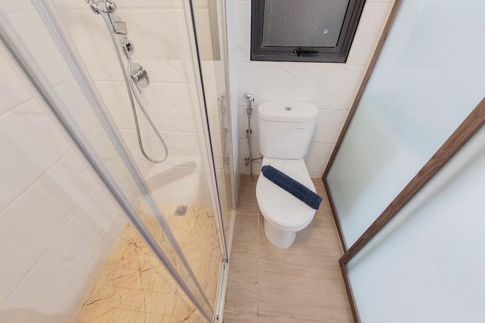 Nice and Elegant 2BR at Sky House BSD Apartment