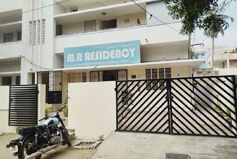 Goroomgo MR Residency Madurai