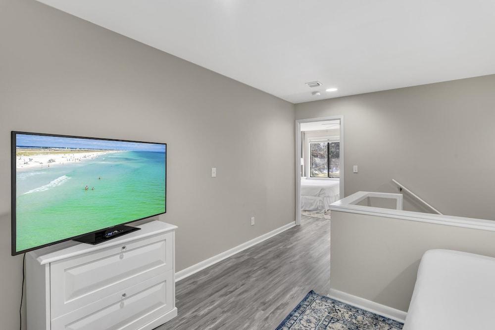 Beachwalk Villa 5074