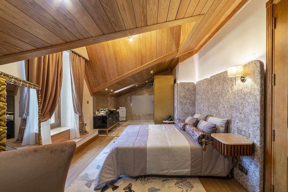 Sintra Marmoris Camelia