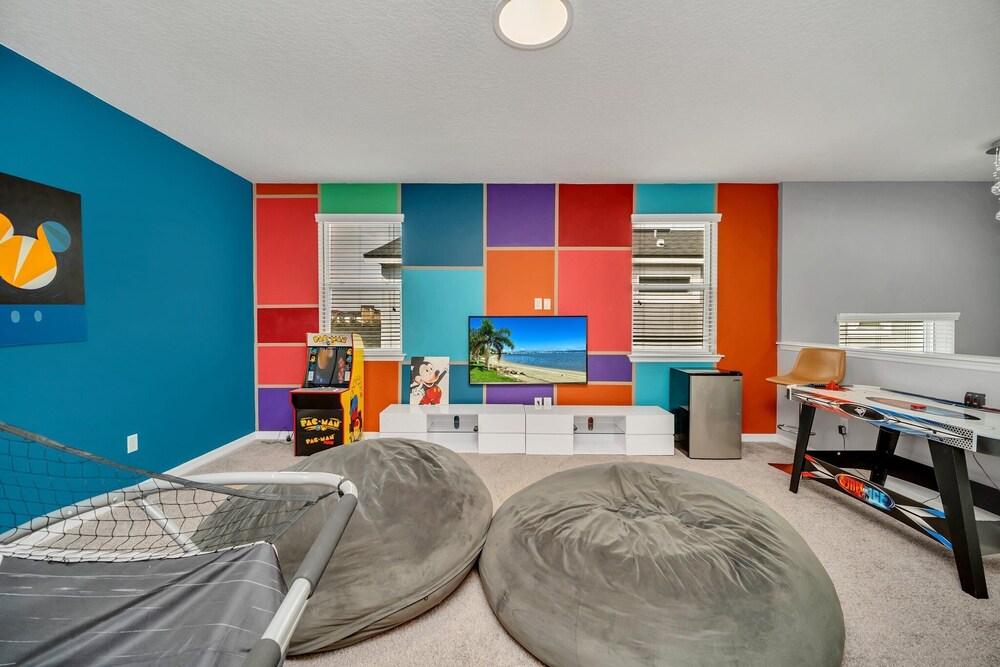 1616 Herrons Green Path