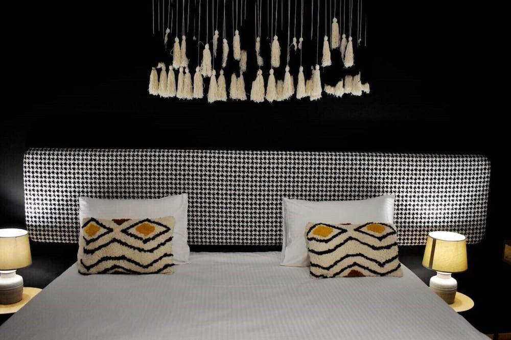 Location...Acropolis