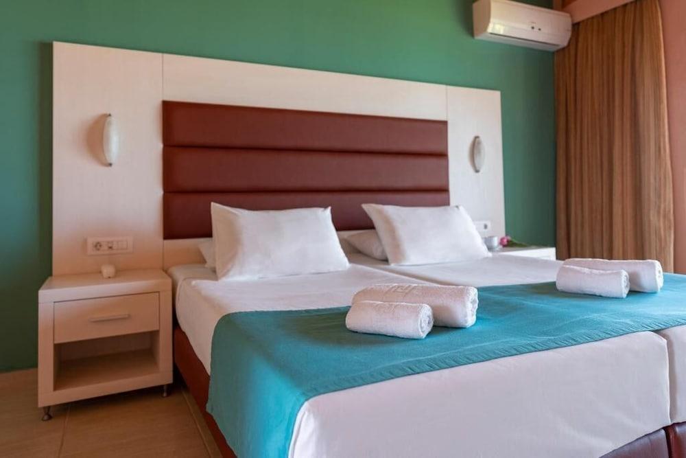 Myrina Beach - All inclusive