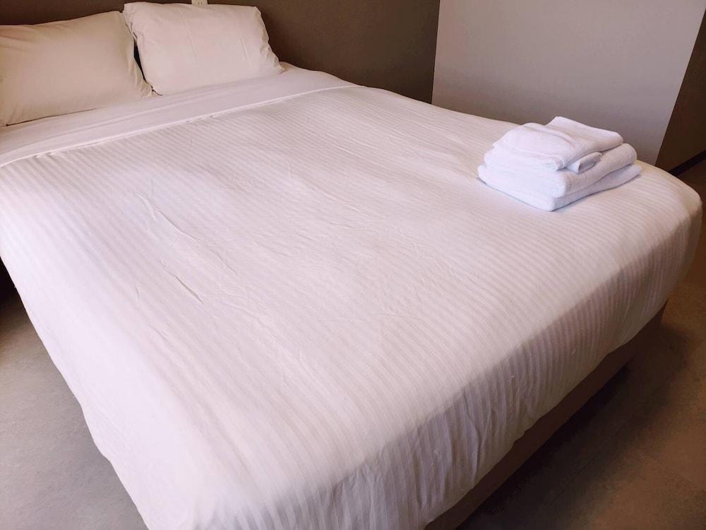 Mr.KINJO Happiness Resort 1