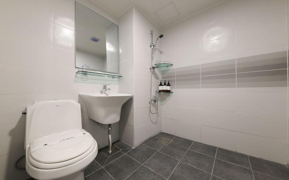 Taean S Self Check-in Motel