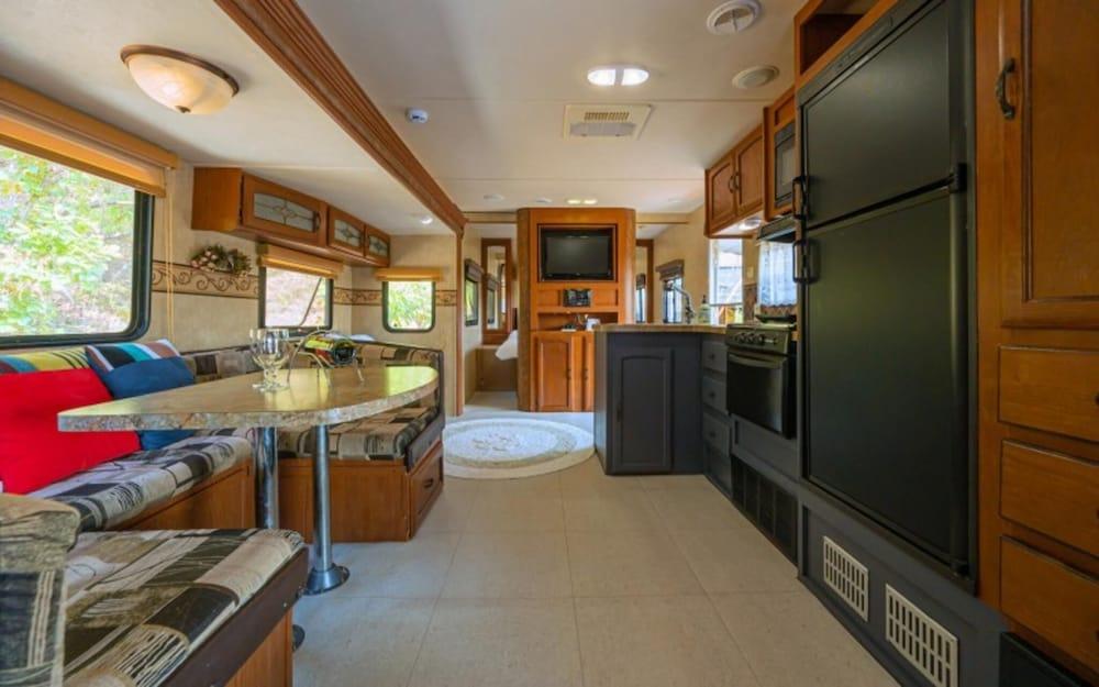 Gyeongju Oslo Pool Villa