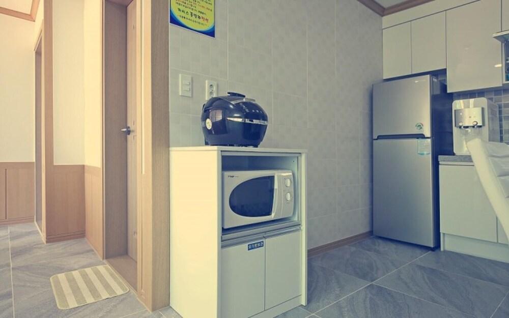 Pohang Cassis Unshared Pool Villa