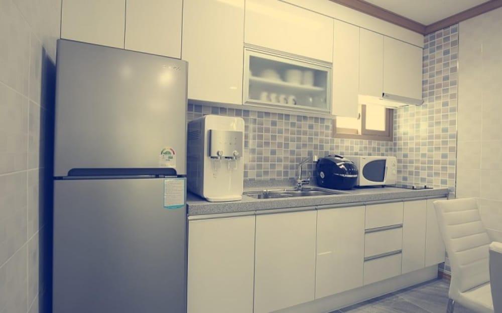 Pohang Cassis Unshared Pool Villa