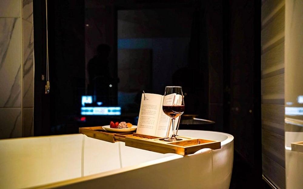 Gapyeong Junghwa Yeogak Pension