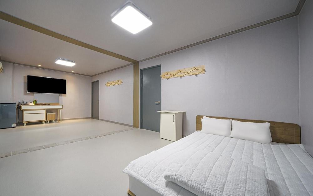 Gyeongju Eupseong Stay