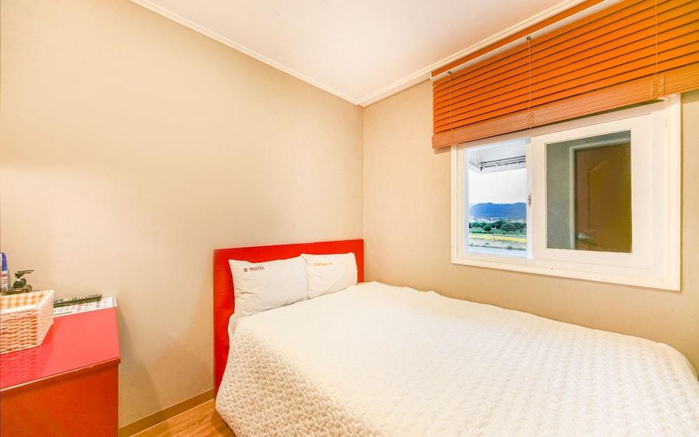 Daegu Dongchon Amusement Park M