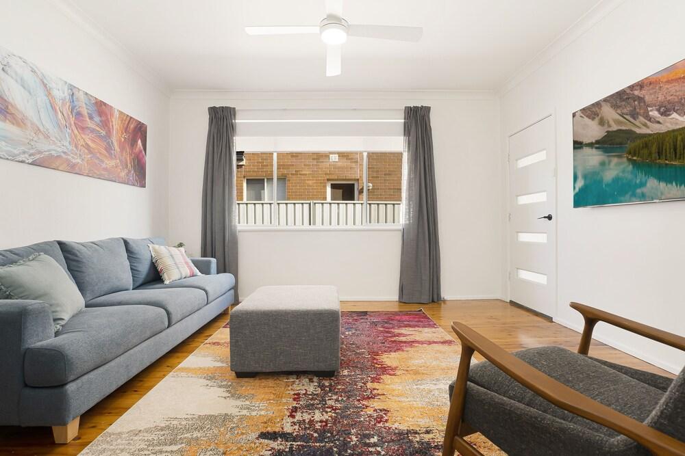 Adamstown Short Stay Apartments
