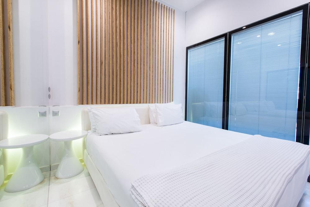 Canis Major Suites - Acropolis View