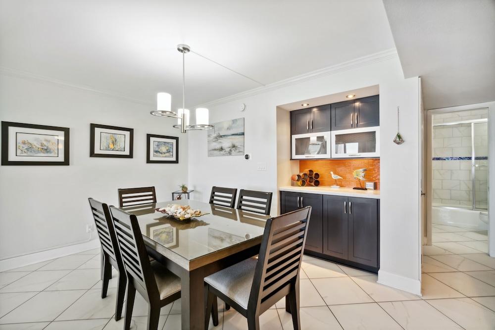 Holiday Surf & RC by Panhandle Getaways