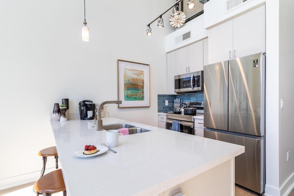 2sty Loft-Close to Shops & Dining-4057