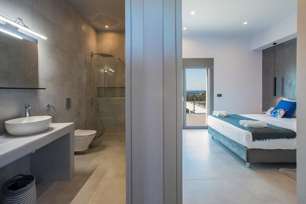 Exclusive Villa Petalouda