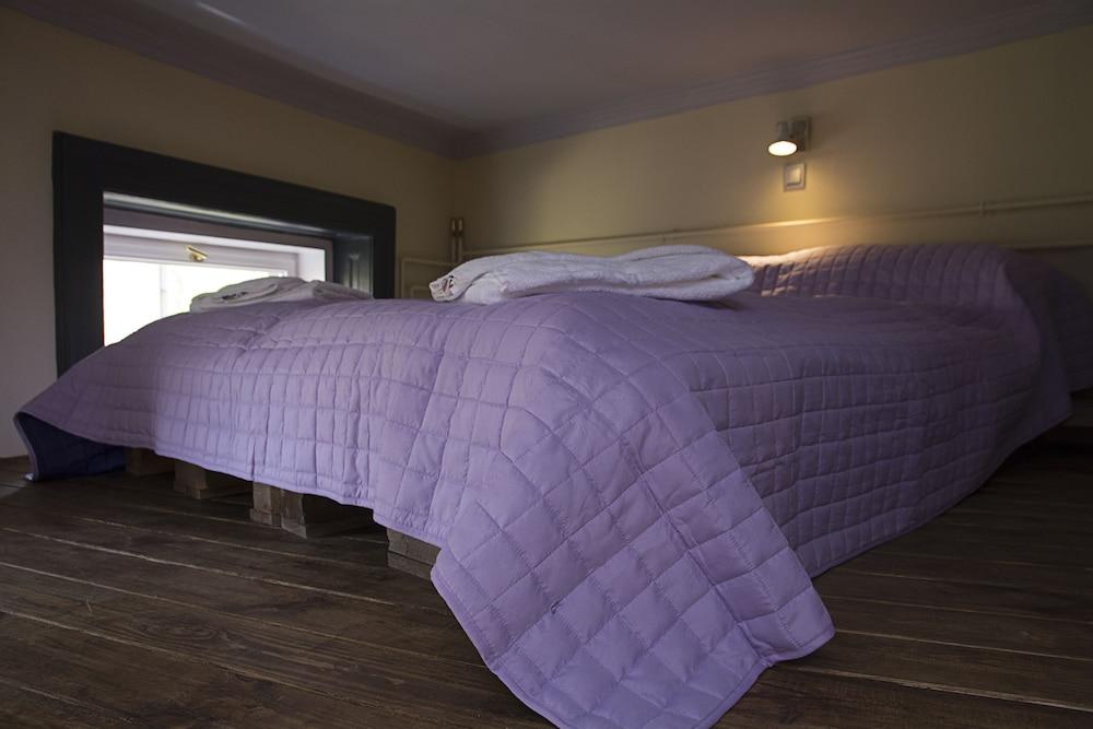 New - Walnuttree Double 12 Person Apartment Central in Budapest - Hungary