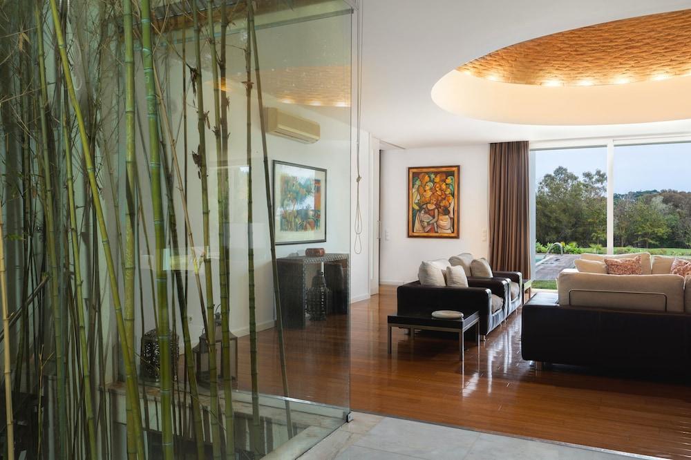 Fantastic Luxury Pool Villa Facing Golf Course