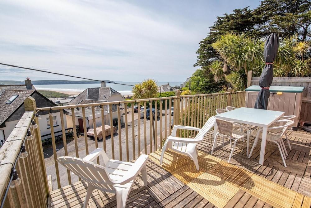 Pandora Court Apartment 2