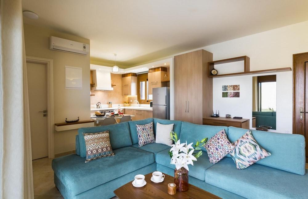 Muses Beach Villas - Cleo