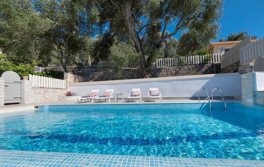 Thodoris House in Kourteika