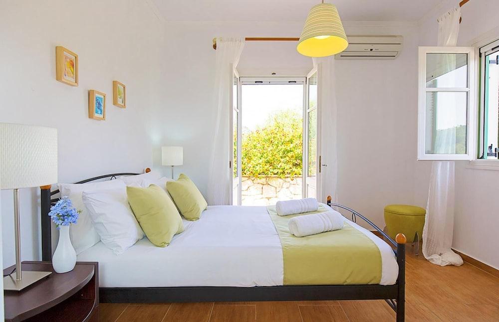 The Bay House in Vathy