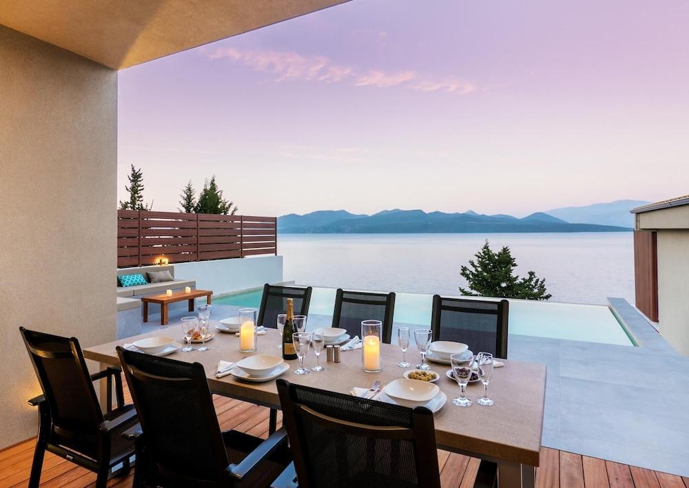 Villa Melia in Nikiana