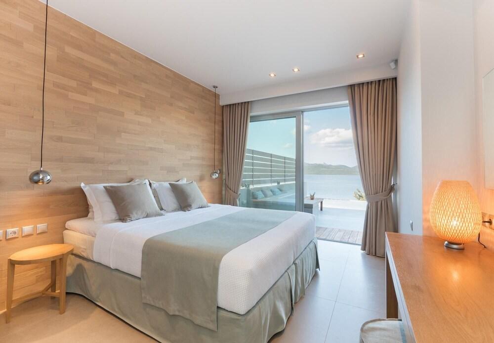 Villa Melia in Nikiana