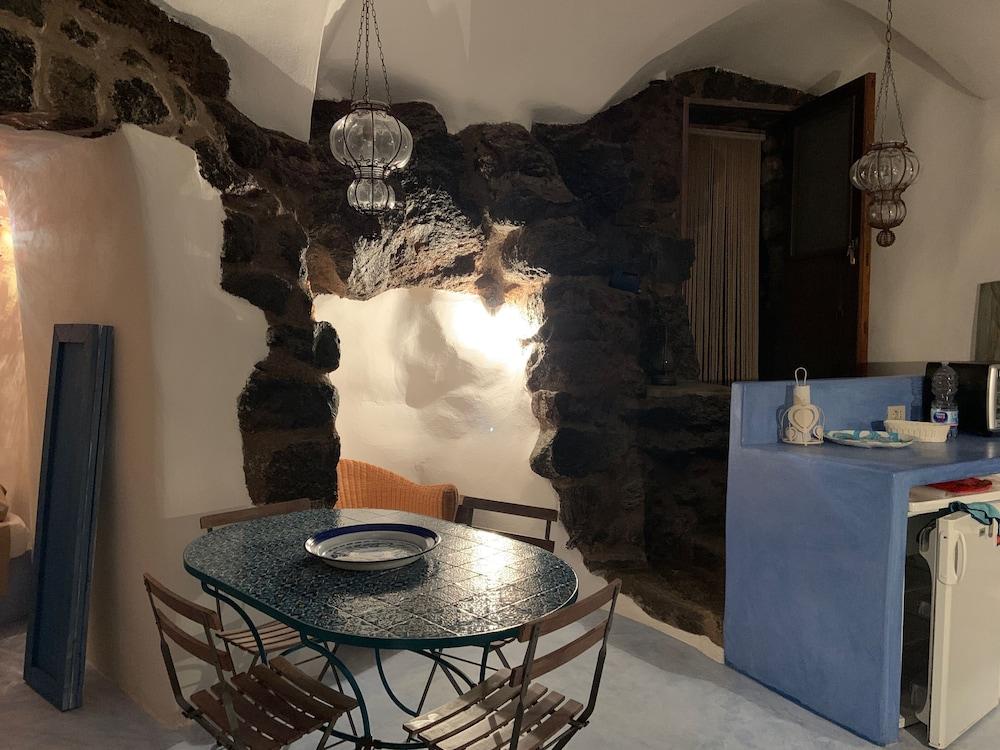 Dammuso Romantic Retreat