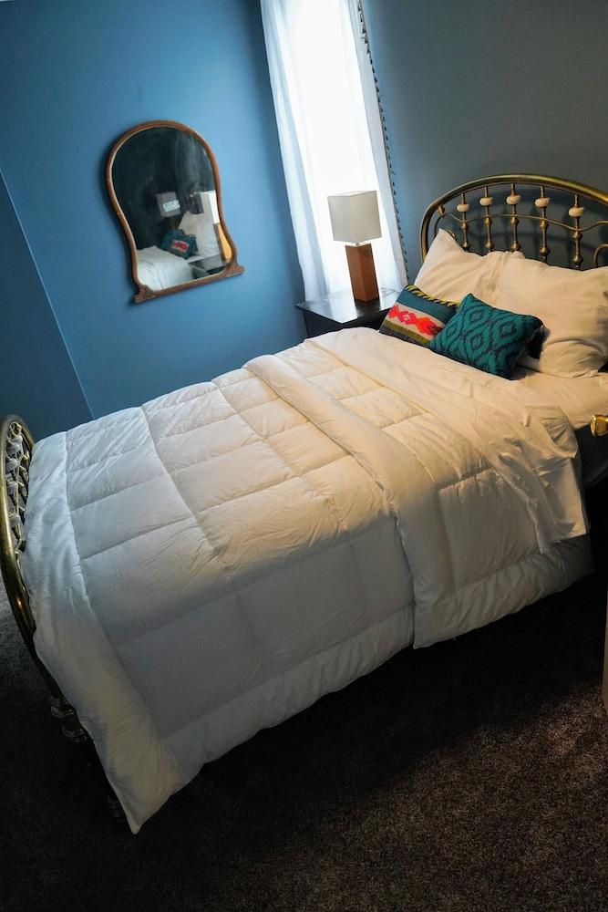 1003 N Franklin 4Bed/3Bath Home