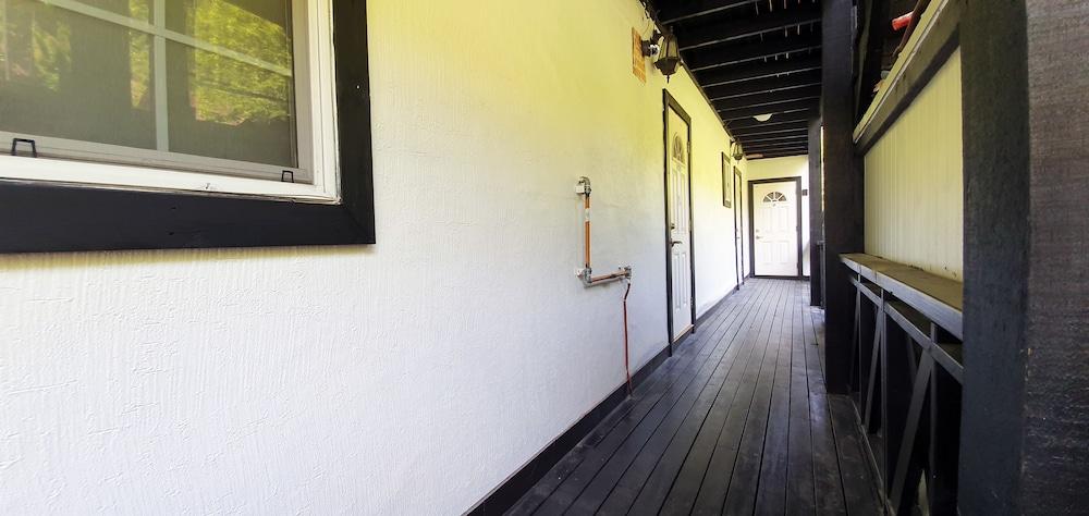 Jirisan Yeonriji Pension