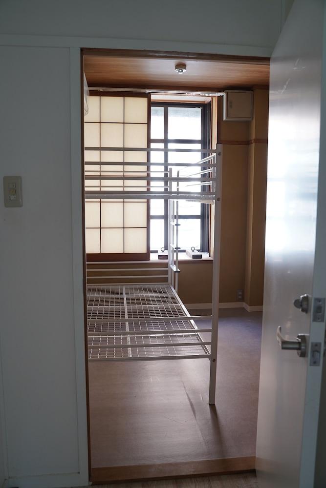 Usatsuno Osu - Hostel