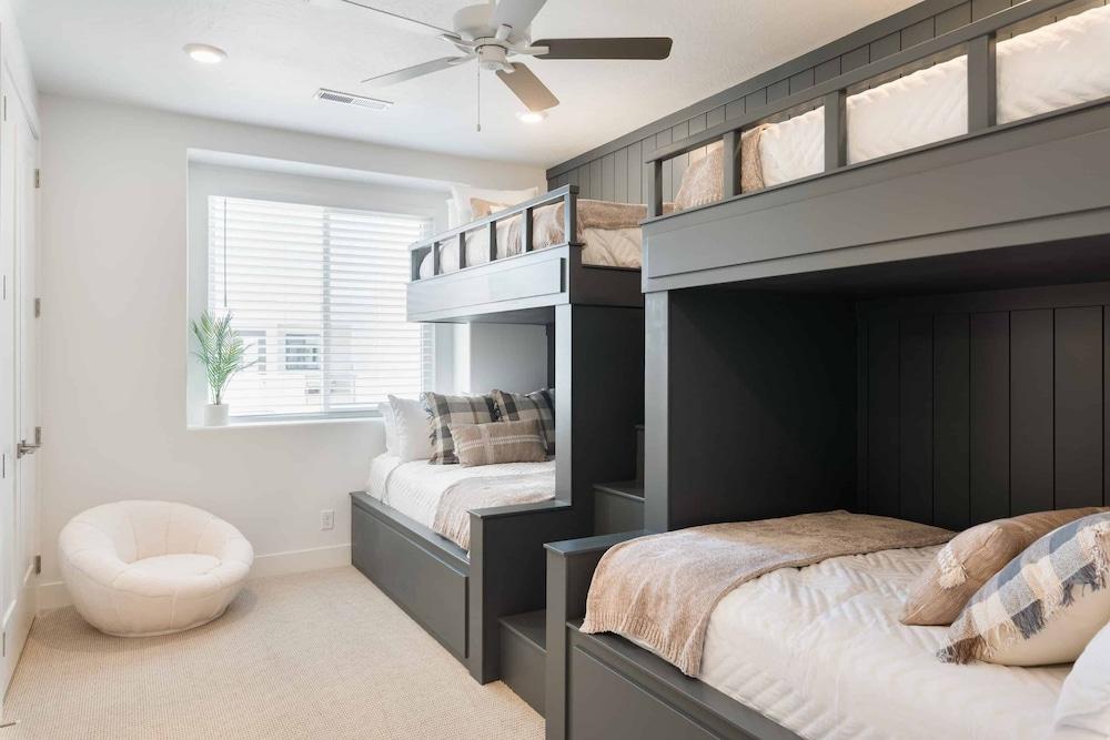 The Sol Mate by RedAwning