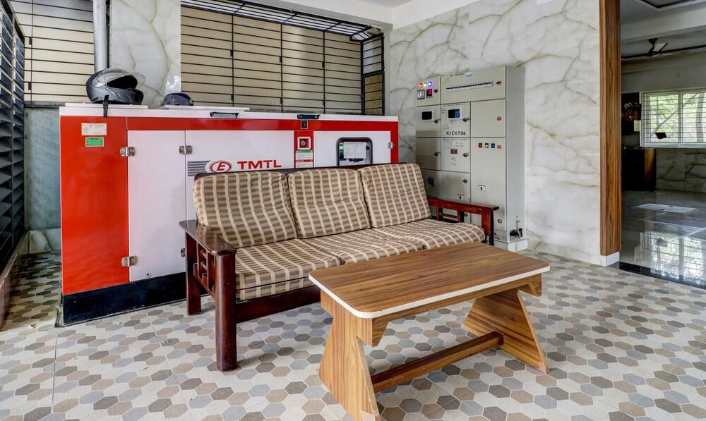 ITSY BY TREEBO - GOLDEN GRAND INN