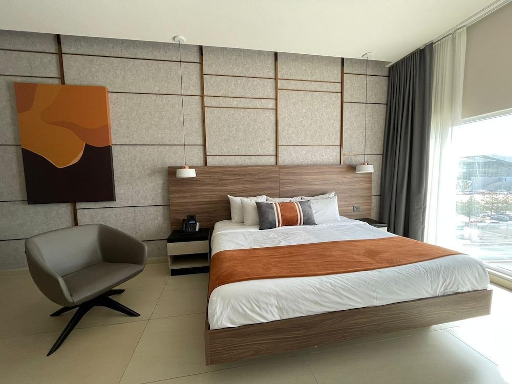 Hotel Casino Grand Vía Dorada