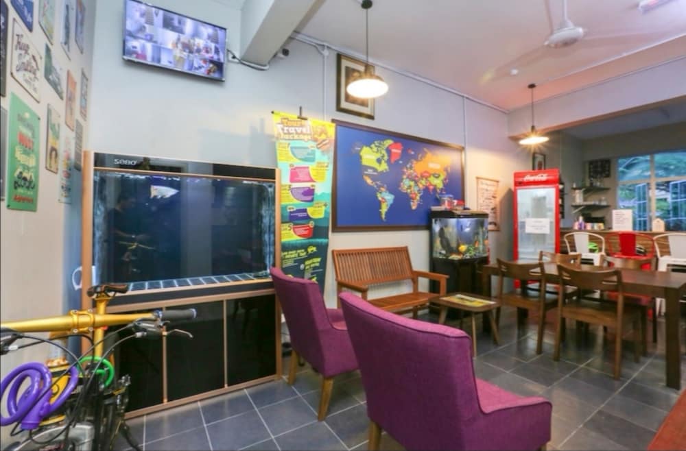 Hotel O Bed Station Guest House Dormitory