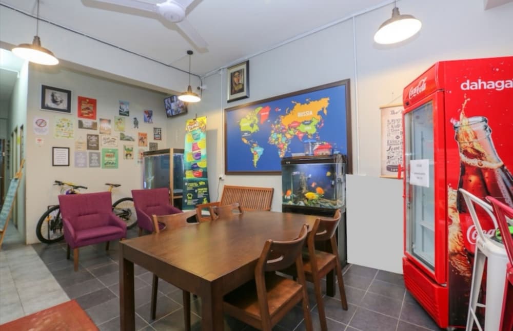 Hotel O Bed Station Guest House Dormitory